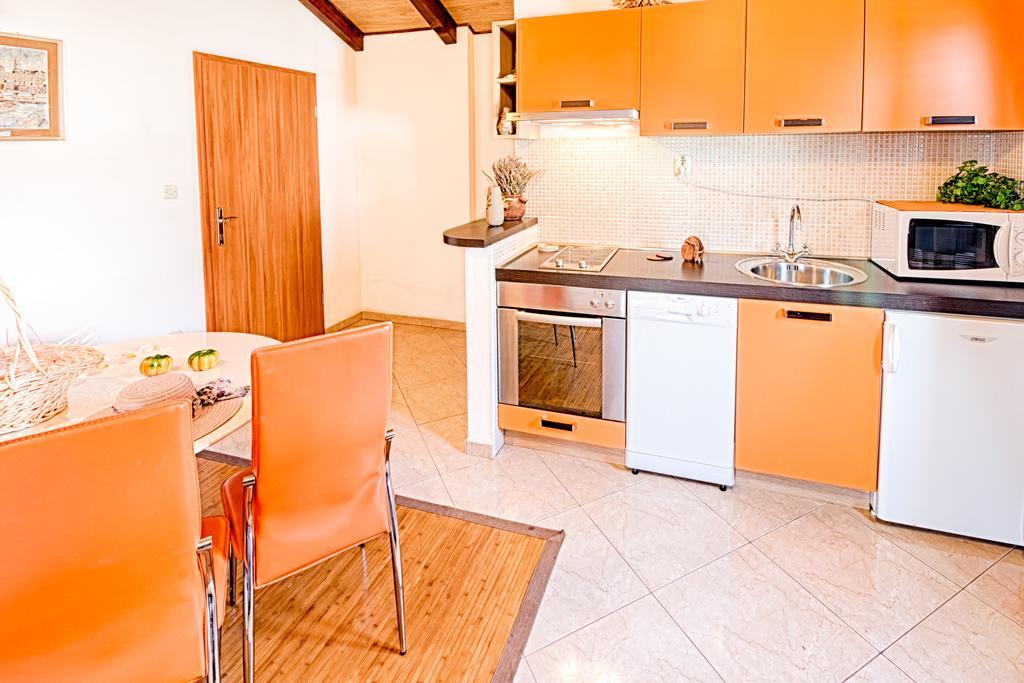 Apartmani Rita Милна Стая снимка