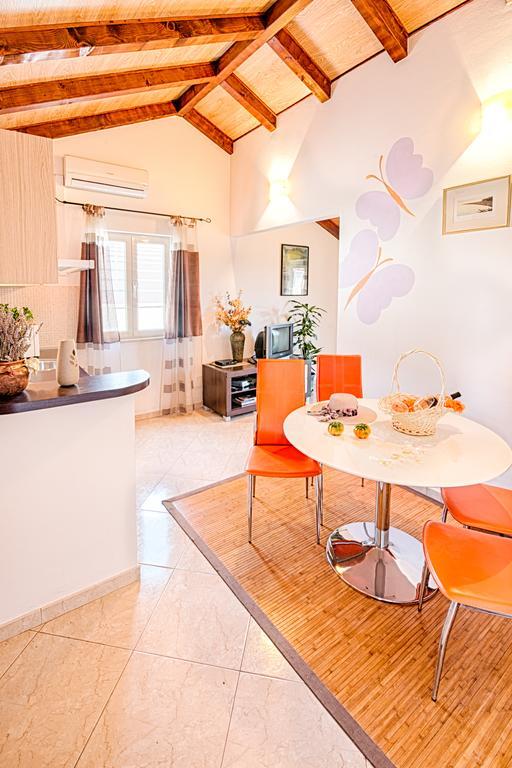 Apartmani Rita Милна Стая снимка