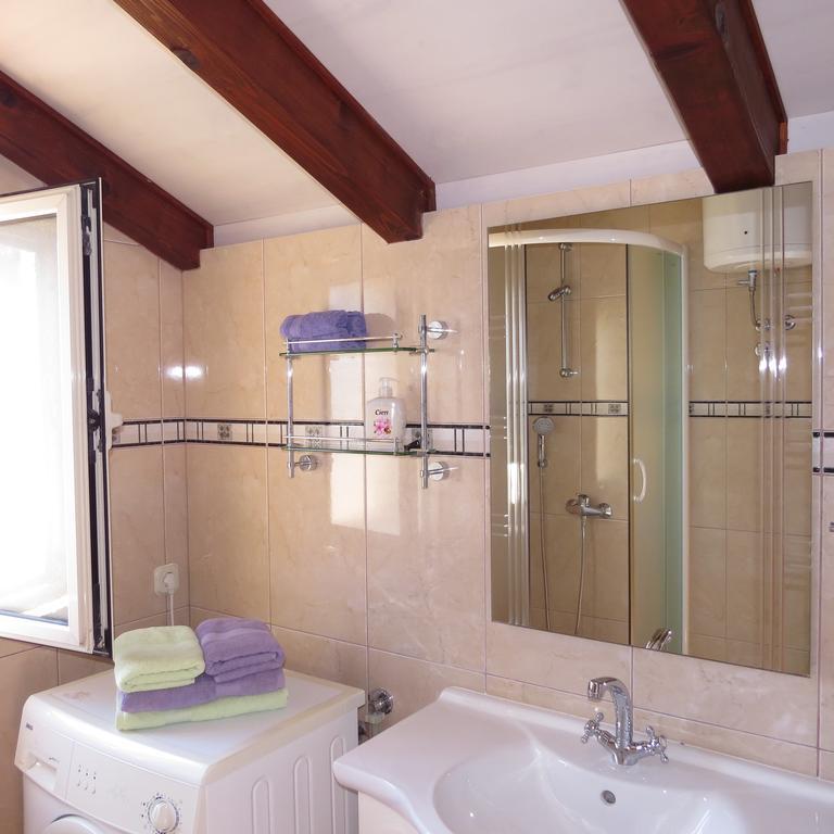 Apartmani Rita Милна Екстериор снимка