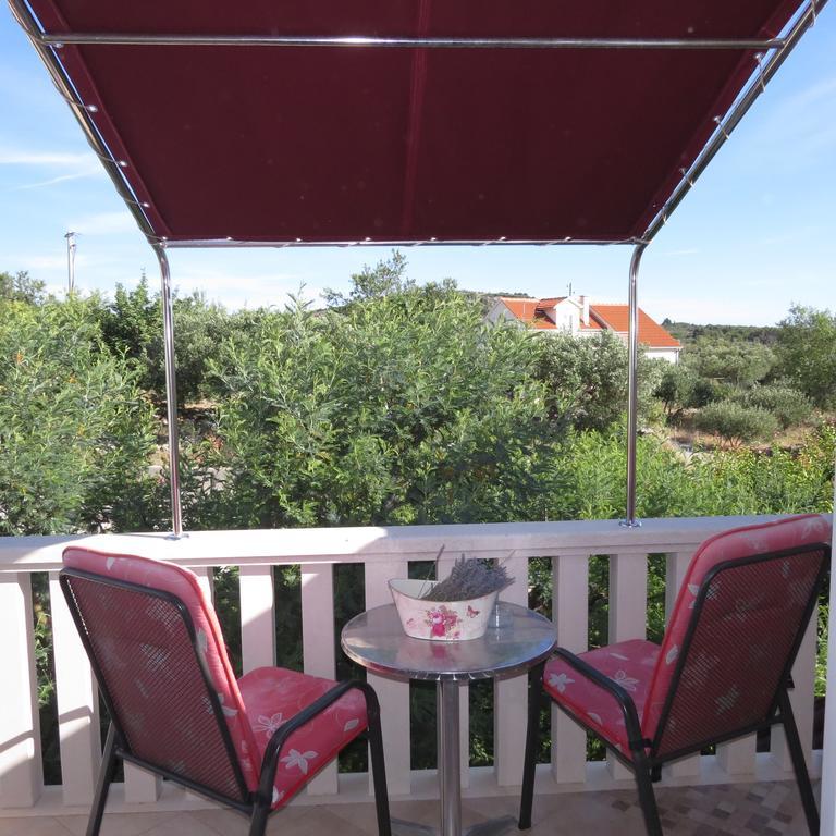 Apartmani Rita Милна Екстериор снимка